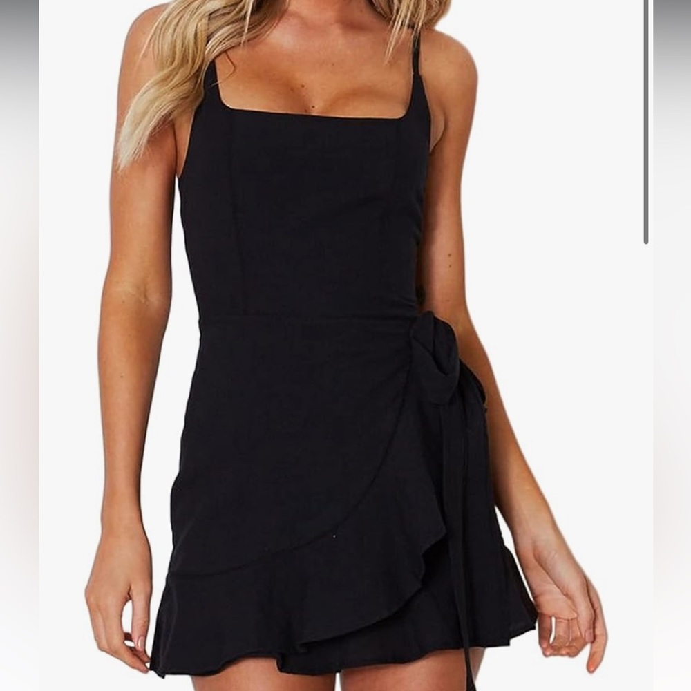 Spaghetti straps wrap mini dress
